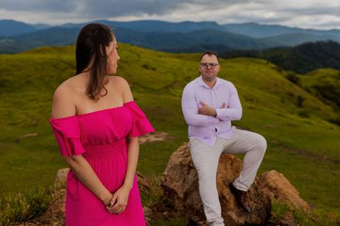 As melhores ideias e inspirações criativas de fotos para ensaio pré wedding no Morro do Capuava - SP'