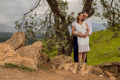 As melhores ideias e inspirações criativas de fotos para ensaio pré wedding no Morro do Capuava - SP'