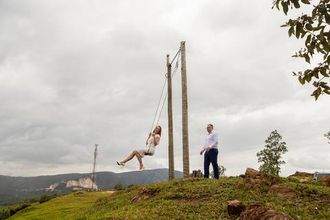 As melhores ideias e inspirações criativas de fotos para ensaio pré wedding no Morro do Capuava - SP'