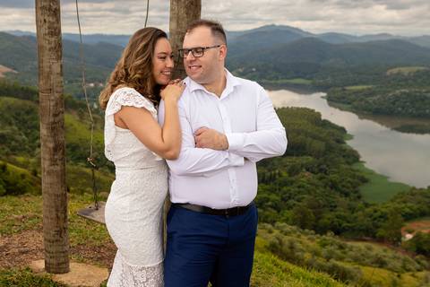 As melhores ideias e inspirações criativas de fotos para ensaio pré wedding no Morro do Capuava - SP'