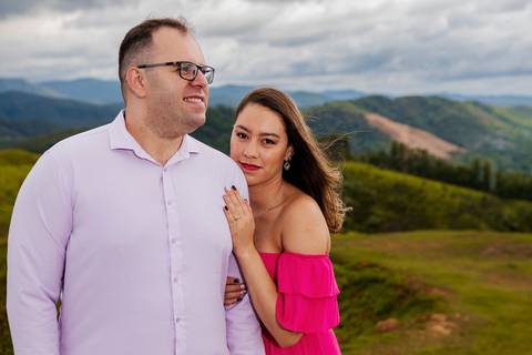As melhores ideias e inspirações criativas de fotos para ensaio pré wedding no Morro do Capuava - SP'