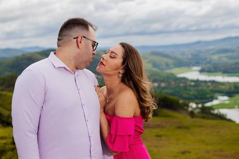 As melhores ideias e inspirações criativas de fotos para ensaio pré wedding no Morro do Capuava - SP'