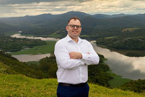 As melhores ideias e inspirações criativas de fotos para ensaio pré wedding no Morro do Capuava - SP'