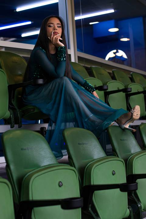As melhores ideias e inspirações criativas de fotos para ensaio de debutante no Allianz Parque (Estádio do Palmeiras)'