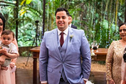 As melhores ideias e inspirações criativas de fotos de casamento momento da cerimônia no Espaço Garden Fest Arujá - SP'