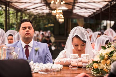 As melhores ideias e inspirações criativas de fotos de casamento momento da cerimônia no Espaço Garden Fest Arujá - SP'