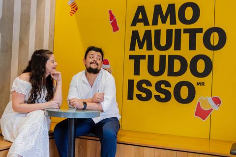 As melhores ideias e inspirações criativas de fotos para ensaio pré wedding no Méqui 1000 - Av. Paulista'