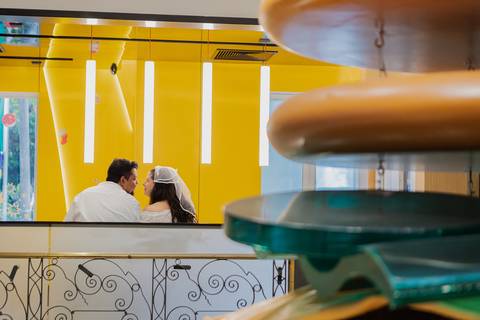 As melhores ideias e inspirações criativas de fotos para ensaio pré wedding no Méqui 1000 - Av. Paulista'