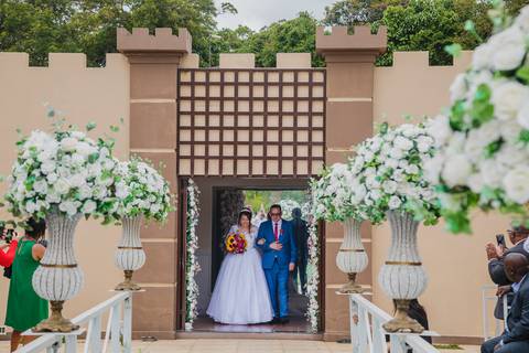 As melhores ideias e inspirações criativas de casamento no Buffet Reis Recepções'