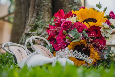 As melhores ideias e inspirações criativas do making of da noiva no Buffet Reis Recepções'