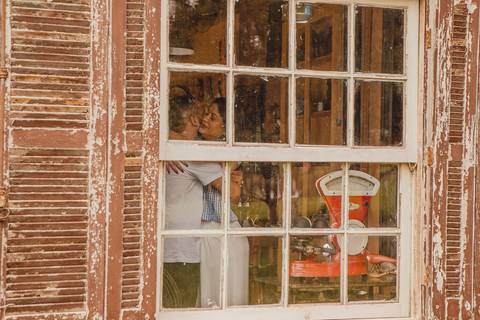 As melhores ideias e inspirações criativas de fotos para ensaio pré wedding na Vinícola Don Pato - Antiquário - Maria Fumaça - São Roque '