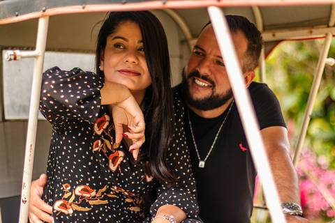 As melhores ideias e inspirações criativas de fotos para ensaio pré wedding na Vinícola Don Pato - Antiquário - Maria Fumaça - São Roque '