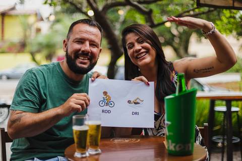 As melhores ideias e inspirações criativas de fotos para ensaio pré wedding na Vinícola Don Pato - Antiquário - Maria Fumaça - São Roque '