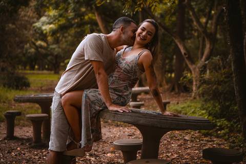 As melhores ideias e inspirações criativas de fotos para ensaio pré wedding no parque Vila Lobos - SP'