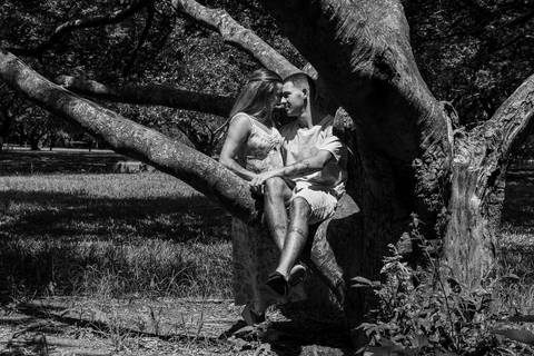 As melhores ideias e inspirações criativas de fotos para ensaio pré wedding no parque Vila Lobos - SP'