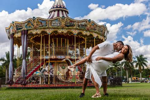 As melhores ideias e inspirações criativas de fotos para ensaio pré wedding no parque Vila Lobos - SP'