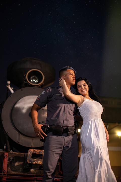 As melhores ideias e inspirações criativas de fotos para ensaio pré wedding na Maria Famosa - São Roque - SP'