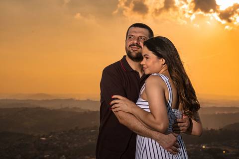 As melhores ideias e inspirações criativas de fotos para ensaio pré wedding no Morro do Capuava - SP'
