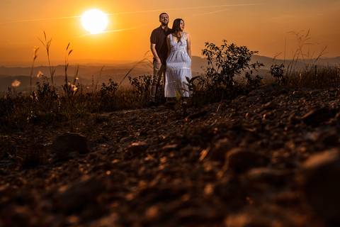 As melhores ideias e inspirações criativas de fotos para ensaio pré wedding no Morro do Capuava - SP'
