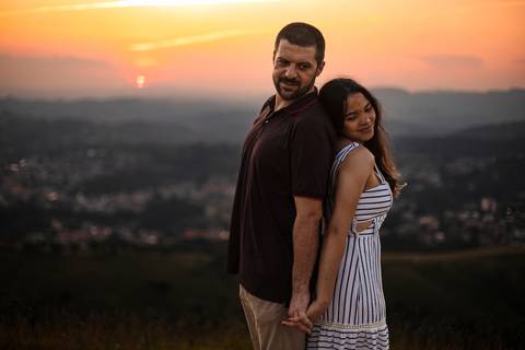 As melhores ideias e inspirações criativas de fotos para ensaio pré wedding no Morro do Capuava - SP'