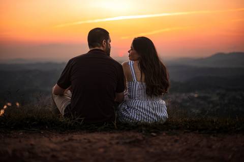 As melhores ideias e inspirações criativas de fotos para ensaio pré wedding no Morro do Capuava - SP'