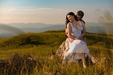 As melhores ideias e inspirações criativas de fotos para ensaio pré wedding no Morro do Capuava - SP'