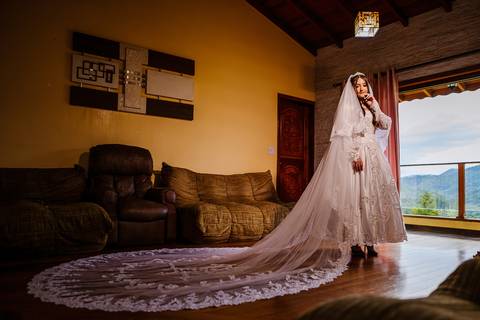 As melhores ideias e inspirações criativas do making of da noiva no espaço Chácara Ana's Buffet'