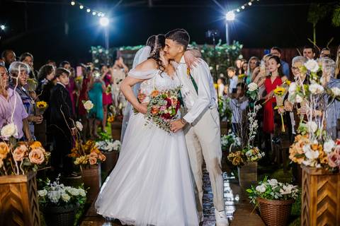 As melhores ideias e inspirações criativas de casamento no espaço Chácara Cerejeira - Guarulhos'