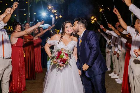 As melhores ideias e inspirações criativas de casamento no espaço Chácara Cerejeira - Guarulhos'