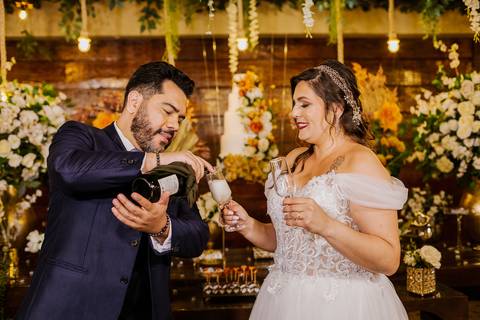 As melhores ideias e inspirações criativas de casamento no espaço Chácara Cerejeira - Guarulhos'
