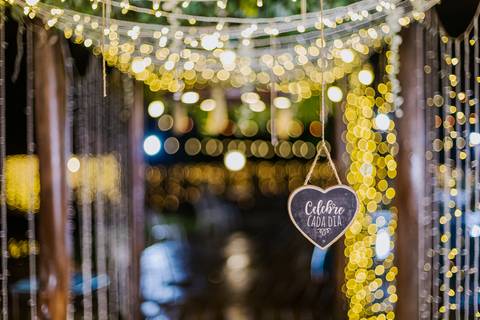 As melhores ideias e inspirações criativas de casamento no espaço Chácara Cerejeira - Guarulhos'