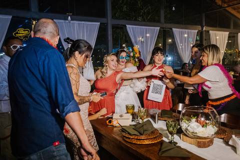 As melhores ideias e inspirações criativas de casamento no espaço Chácara Cerejeira - Guarulhos'