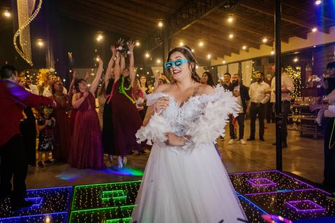 As melhores ideias e inspirações criativas de casamento no espaço Chácara Cerejeira - Guarulhos'