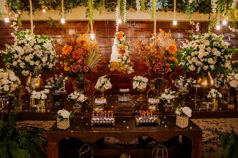 As melhores ideias e inspirações criativas de casamento no espaço Chácara Cerejeira - Guarulhos'