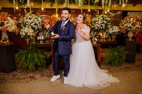 As melhores ideias e inspirações criativas de casamento no espaço Chácara Cerejeira - Guarulhos'