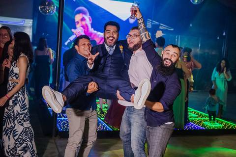 As melhores ideias e inspirações criativas de casamento no espaço Chácara Cerejeira - Guarulhos'