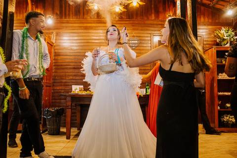 As melhores ideias e inspirações criativas de casamento no espaço Chácara Cerejeira - Guarulhos'