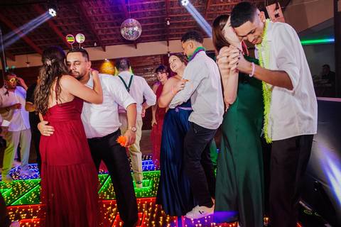 As melhores ideias e inspirações criativas de casamento no espaço Chácara Cerejeira - Guarulhos'