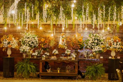 As melhores ideias e inspirações criativas de casamento no espaço Chácara Cerejeira - Guarulhos'