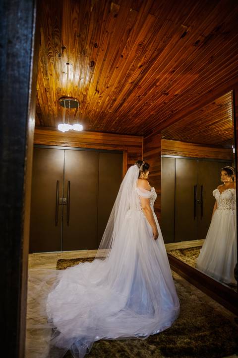 As melhores ideias e inspirações criativas do making of da noiva no espaço Chácara Cerejeira - Guarulhos'