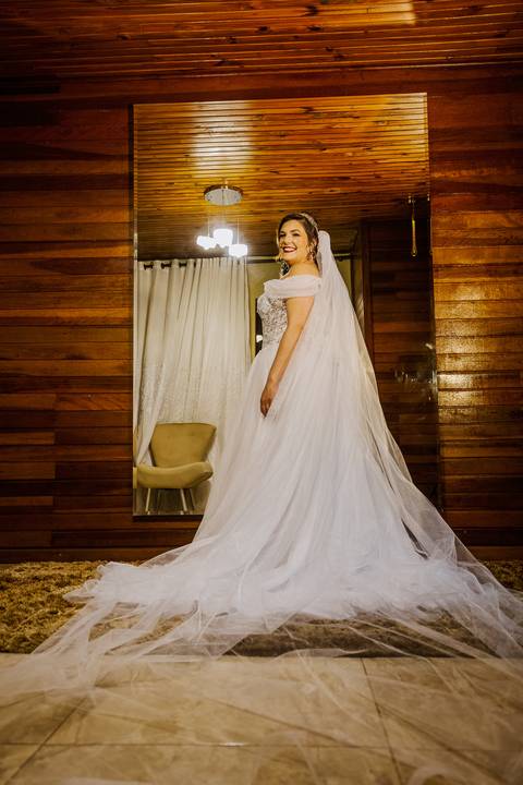 As melhores ideias e inspirações criativas do making of da noiva no espaço Chácara Cerejeira - Guarulhos'