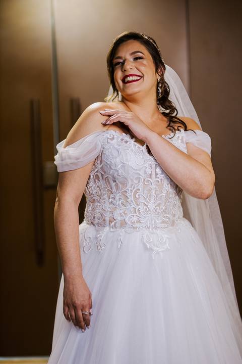 As melhores ideias e inspirações criativas do making of da noiva no espaço Chácara Cerejeira - Guarulhos'