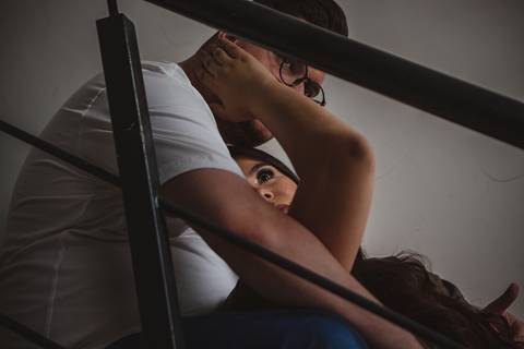 As melhores ideias e inspirações criativas de fotos para ensaio pré wedding no apartamento em São Paulo'