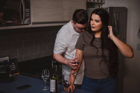 As melhores ideias e inspirações criativas de fotos para ensaio pré wedding no apartamento em São Paulo'