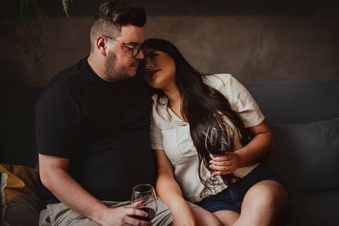 As melhores ideias e inspirações criativas de fotos para ensaio pré wedding no apartamento em São Paulo'