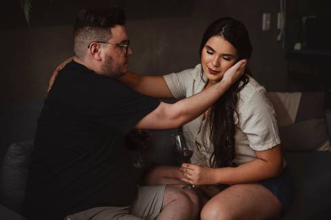 As melhores ideias e inspirações criativas de fotos para ensaio pré wedding no apartamento em São Paulo'