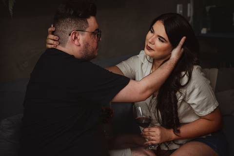 As melhores ideias e inspirações criativas de fotos para ensaio pré wedding no apartamento em São Paulo'