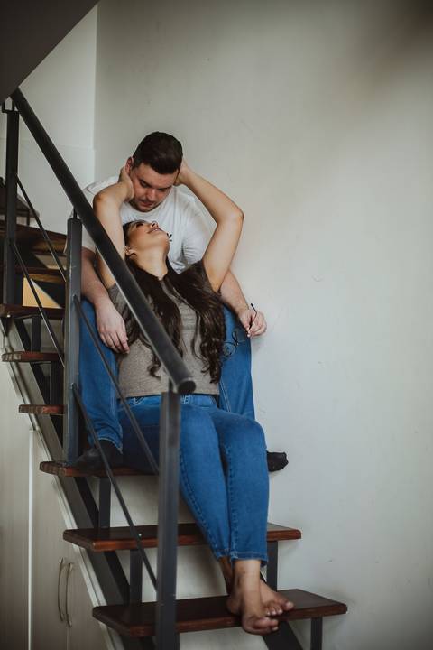 As melhores ideias e inspirações criativas de fotos para ensaio pré wedding no apartamento em São Paulo'