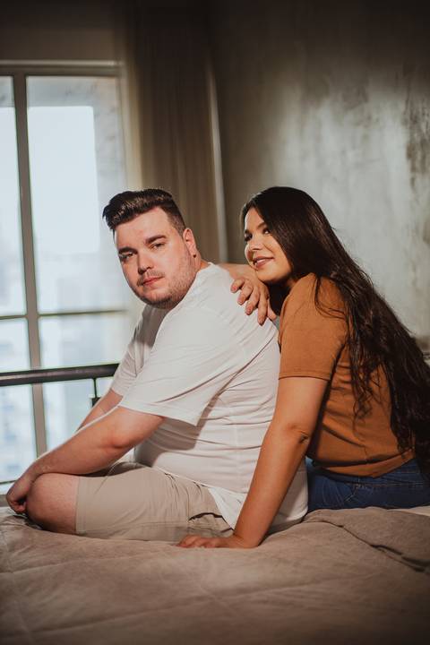 As melhores ideias e inspirações criativas de fotos para ensaio pré wedding no apartamento em São Paulo'