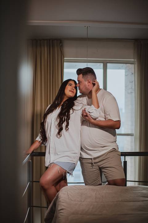 As melhores ideias e inspirações criativas de fotos para ensaio pré wedding no apartamento em São Paulo'